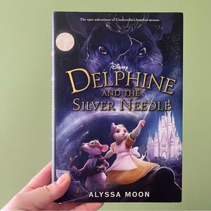 📚 4/25$ 📚 Delphine and the Silver Needle Disney Book